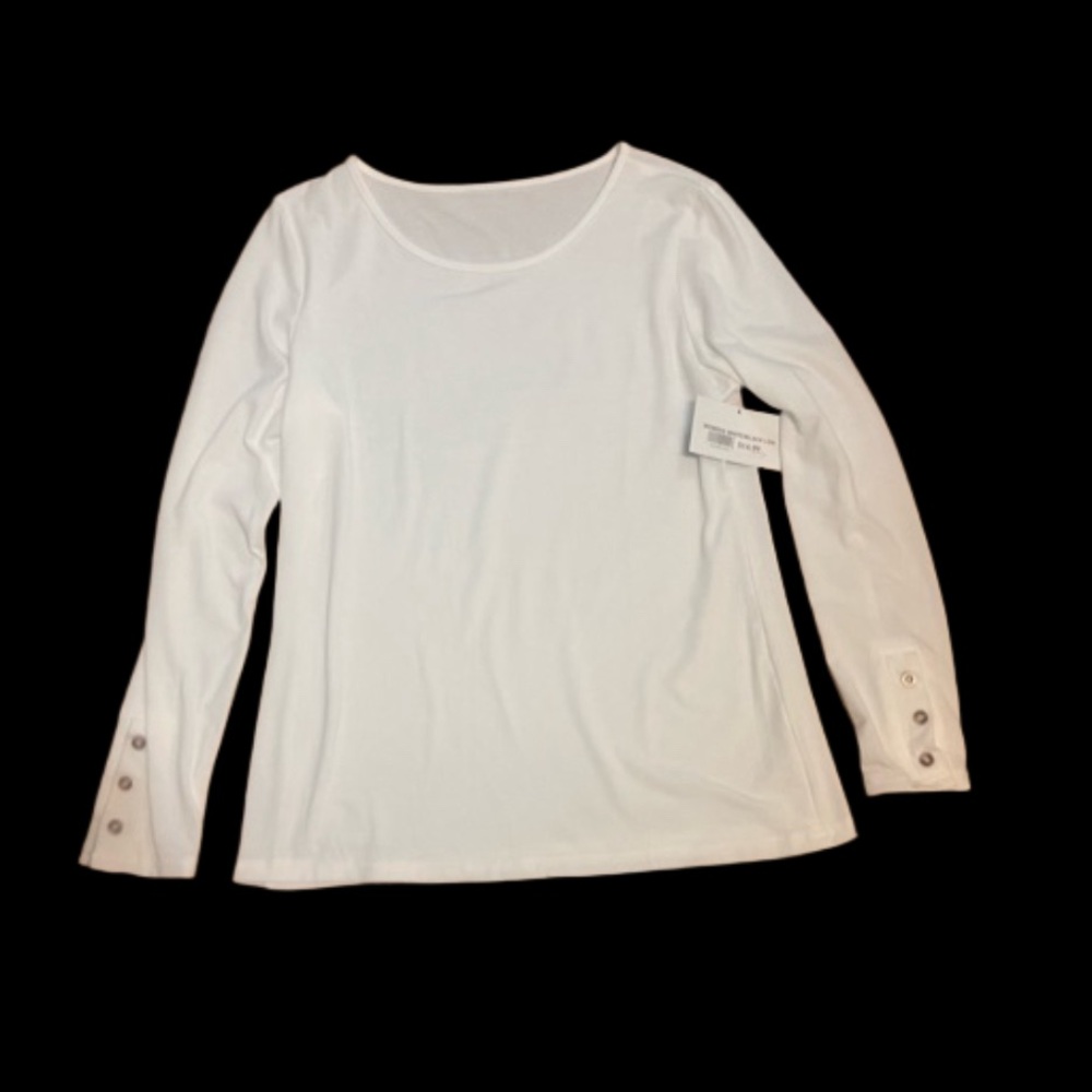 Women’s White Long Sleeves Brown Buttons